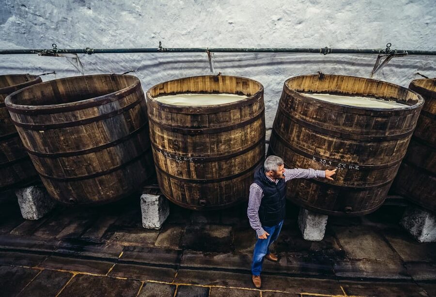 Private Tour to Pilsner Urquell from Prague - Inside Pilsner Urquell: brewery admission plus tastings tied to the process
