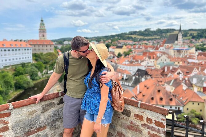 Private UNESCO Český Krumlov Trip from Prague with Local Guide - Prague pickup and the ride: comfort that actually helps