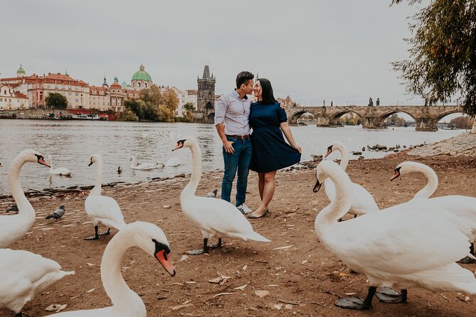 Private Vacation Photography Session with Local Photographer in Prague - The photo package: 15 to 60 high-resolution images