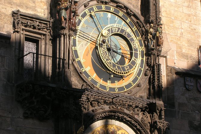 Private Walking Tour in Prague: Prague Castle Exterior with Little Quarter and Old Town with Jewish Quarter - Getting there: meeting point, start time, and how the route ends