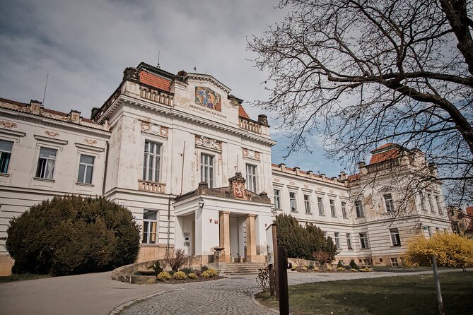 Psychiatric Hospital & Abandoned Cemetery - Why Bohnice after dark feels different in Prague