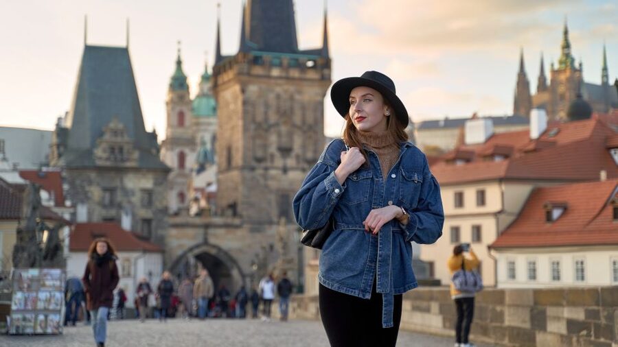 Romantic Photoshoot Experience for Couples in Prague - Key highlights at a glance
