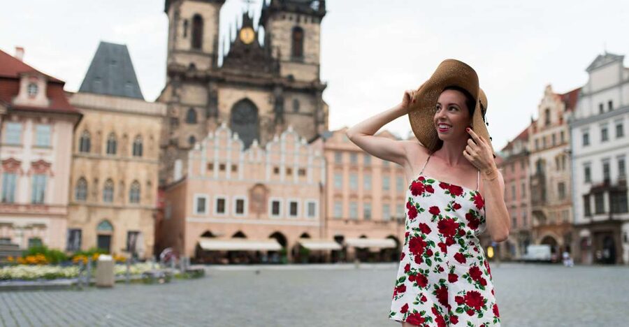 Romantic Photoshoot Experience for Couples in Prague - Old Town and the Astronomical Clock area: Gothic streets with a must-see star