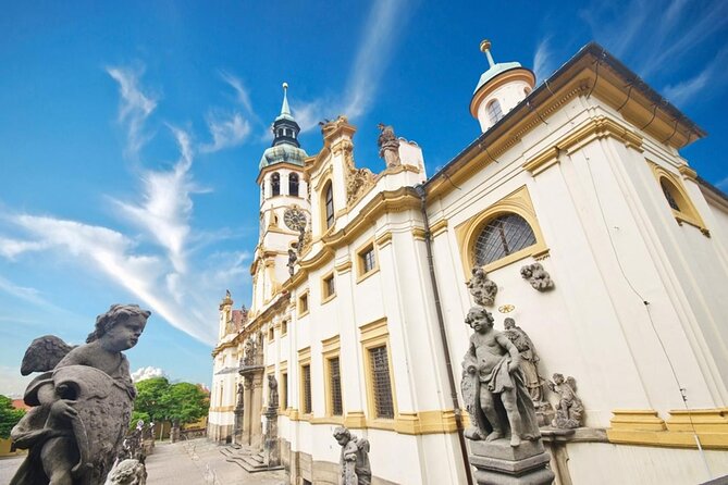Saint Vitus Cathedral and Hidden Gems of Prague Castle - Nový Svět: fairytale-like lanes near Prague Castle