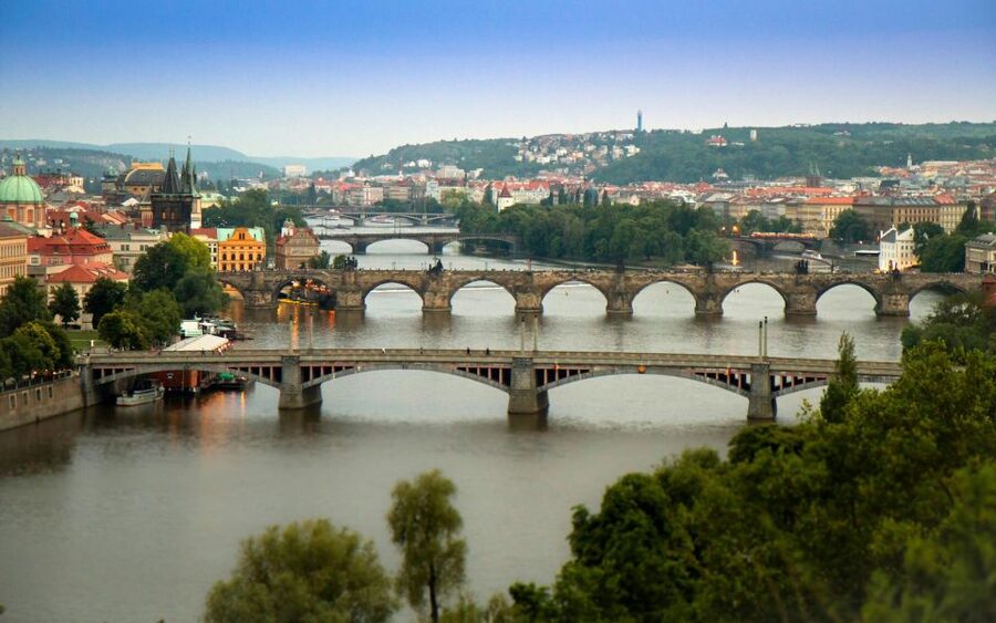 Self-Guided City Bike Tours - Troja by Vltava River and Stromovka Park to Troja Chateau