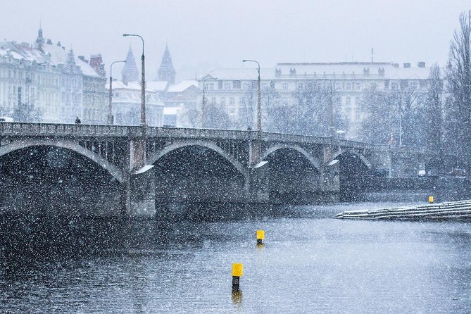 Shared Departure Transfer: Prague Hotel to Prague Airport - Potential Snags You Should Plan For