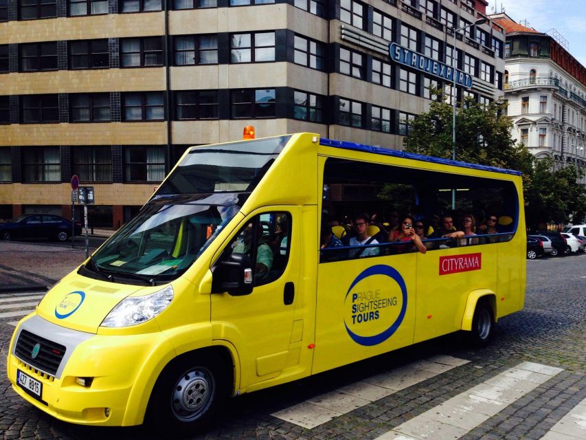 Short city tour by bus - 1 hour - Where you start: Náměstí Republiky and the yellow kiosk