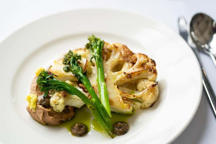 Sinatra Tribute. Concert & dinner. - Who This Is For, and Who Might Want Another Plan