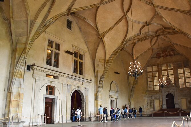 Skip the Line: Prague Castle Ticket and Introductory Overview - Timing tips for crowds and comfort at Prague Castle