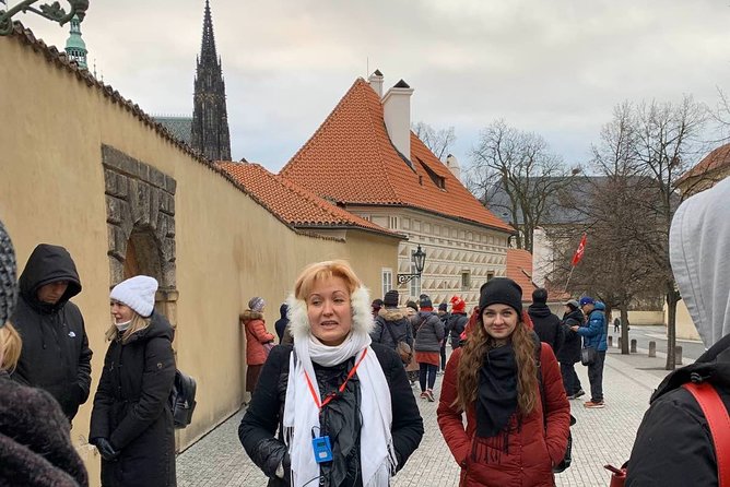 Small-Group Tour of Prague Castle with a local guide - Old Royal Palace: where Czech rulers ran the show for centuries