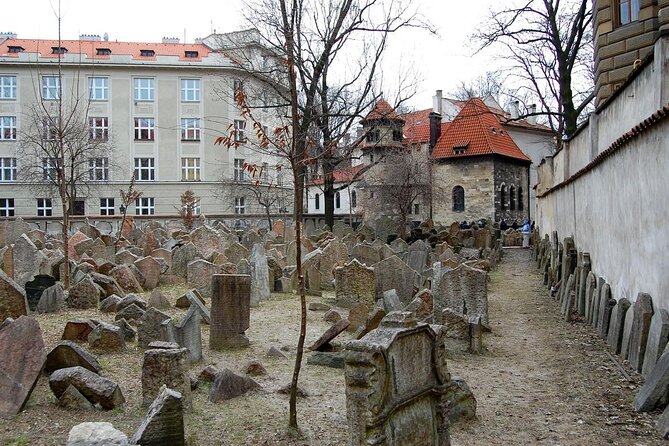 Small-Group Tour through the History of Jewish Prague - Small-Group Jewish Prague in 90 Minutes: Why This Tour Works