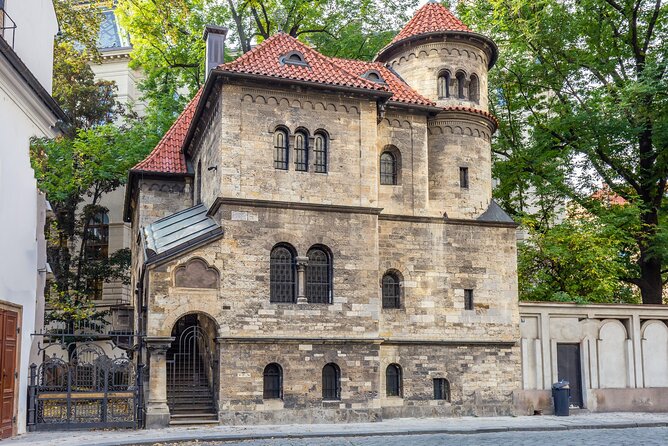 Small-Group Tour through the History of Jewish Prague - Stop 2: Maisel Synagogue, 10th Century Roots to 18th Century Emancipation