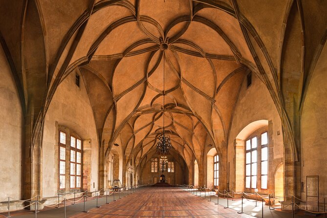 St Vitus Cathedral and Prague Castle Private Walking Tour - Lesser Town stage-setting, St Nicholas Church and outside views