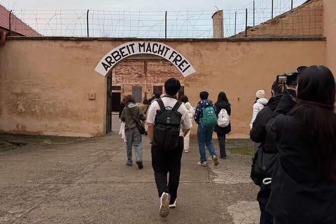 Terezin In-Depth Holocaust Tour From Prague's Center (max 7 pax) - The Reinhard Heydrich Assassination Stop on the Ride In