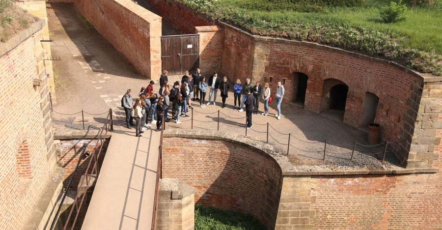 Terezin Memorial: Entry Ticket Combo w. Guided Walking Tour - The Walk to the Ghetto, Why Timing Matters for a One-Day Visit
