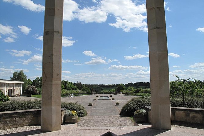 The only full Anthropoid tour with a visit to curve and Lidice, by private car - Private car and a 3-hour loop that fits your day