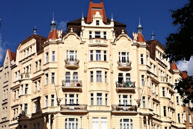 The Ultimate Prague History Tour - Prague Castle cathedral: Gothic style explained in plain terms