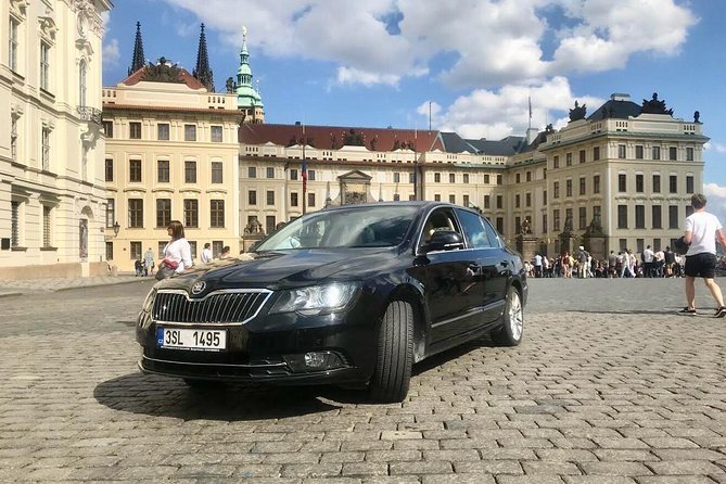 Transfer from Prague Hotel to Airport Prague - How Long the Ride Really Is, and Why Prague Traffic Matters