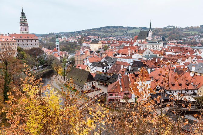 UNESCO Cesky Krumlov from Prague with Guided Tour and Transfer - Key Things to Know Before You Go