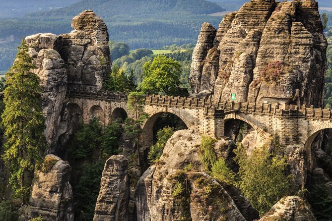 Unforgettable Private tour to Dresden and Saxon Switzerland from Prague - Dresden’s Zwinger: art and power in one stop