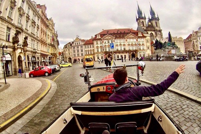 Vintage Cars Prague - Sightseeing Tour 90min / 1-6 pers. - Old Town Square: Astronomical Clock views and a synagogue peek