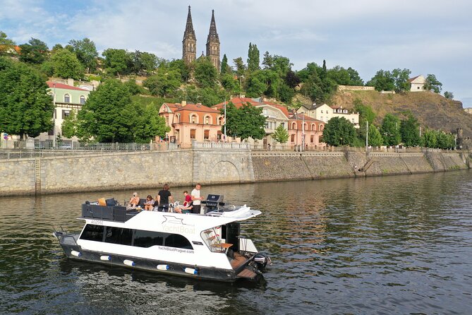 VIP Prague YachtBoat ONE Experience: All-You-Can-Drink - Route Highlights: Naplavka Rasinovo nabreží to the Dancing House