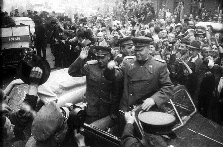 WWII and Communism History in Prague's Old Town Private Tour - Key highlights you should care about
